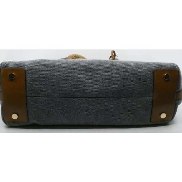 New Michael Kors Isla Ring Shoulder Tote $248.00 - Picture 4 of 5